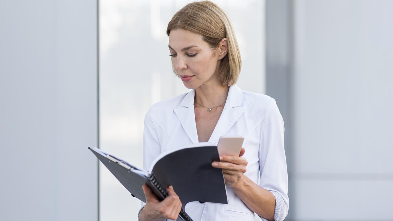 czy fizjoterapeuta może wystawić zwolnienie